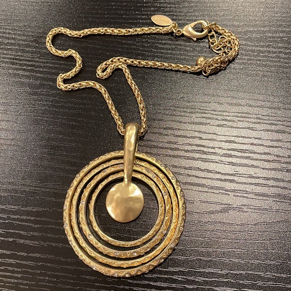 Chico's Gold Pendant Necklace - 3467 - Picture 3 of 3